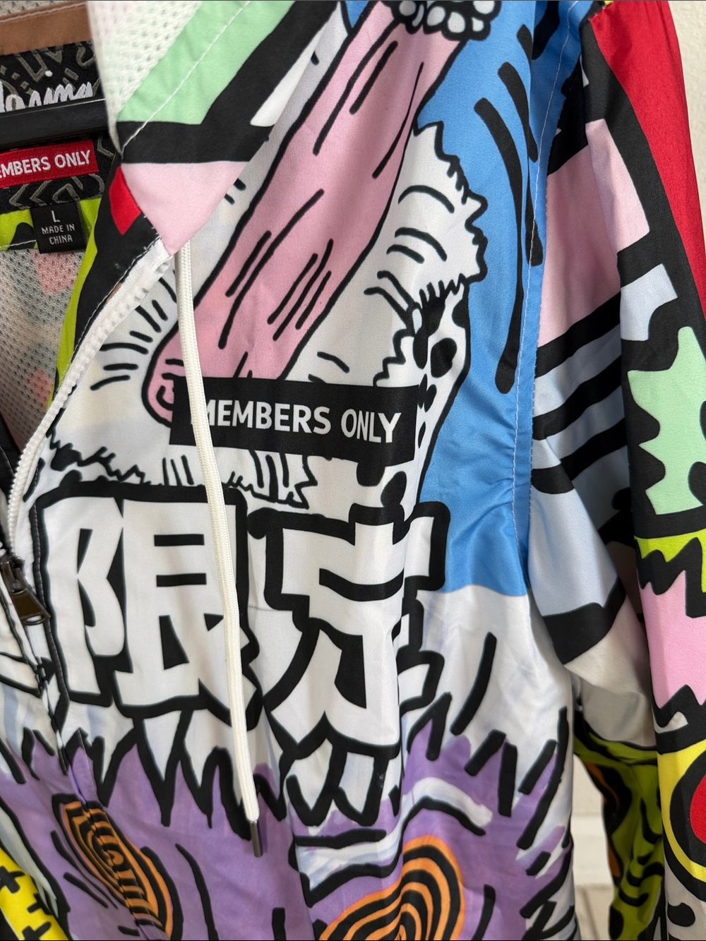 Members Only Keith Harring Vibrant Multicolor Graphic Pullover Jacket - Picture 7 of 7